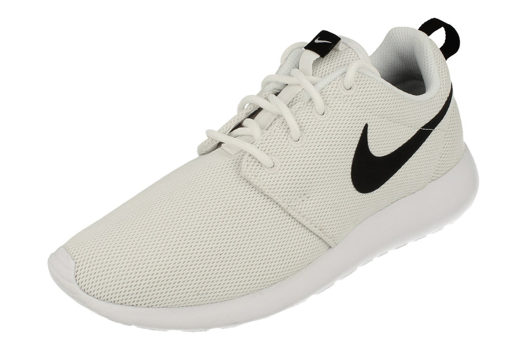 Black and white roshes womens hotsell