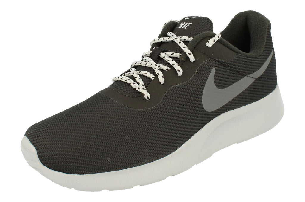 Nike tanjun outlet se black