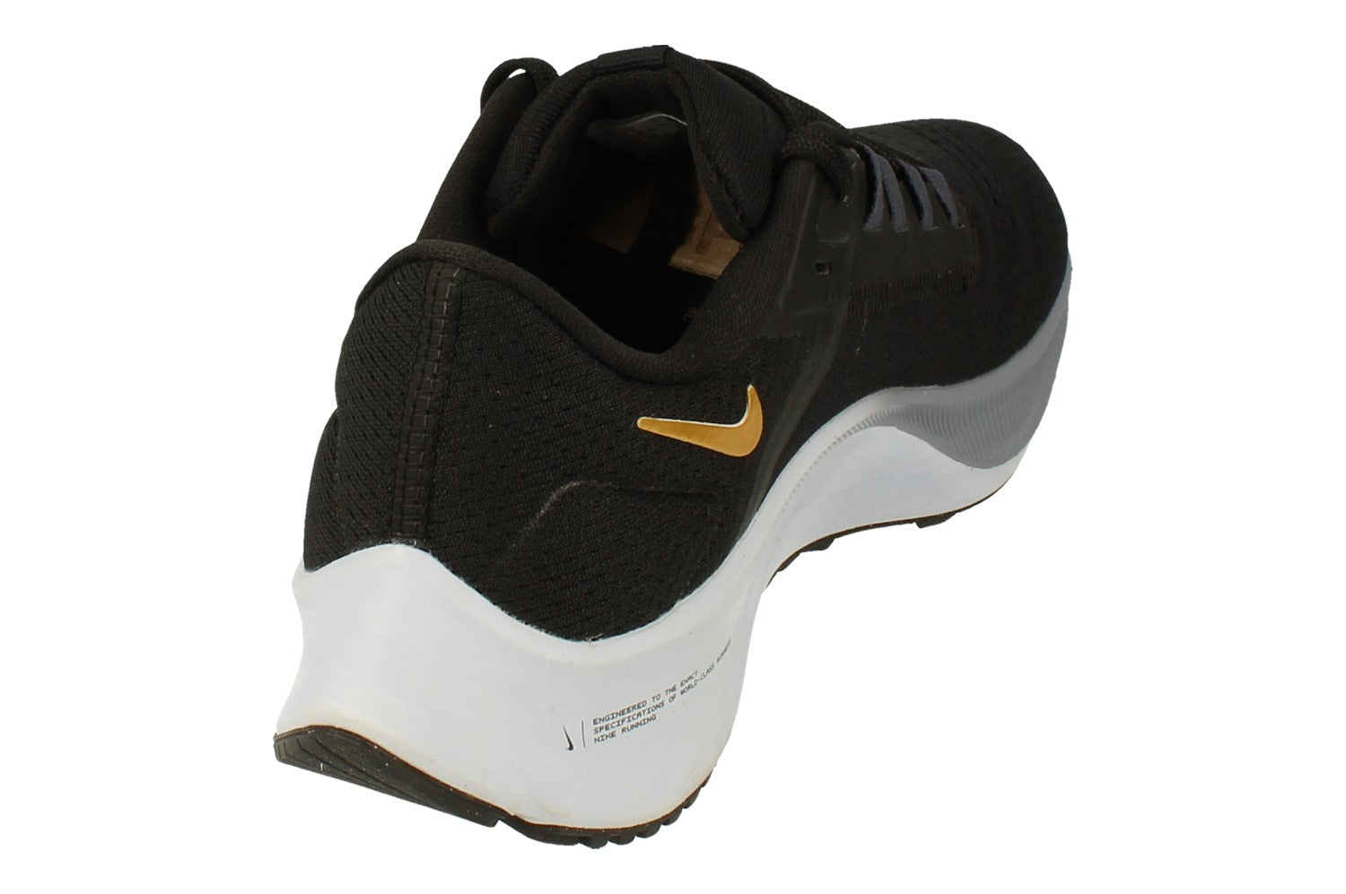 Running legend react trainers in black and discount gold